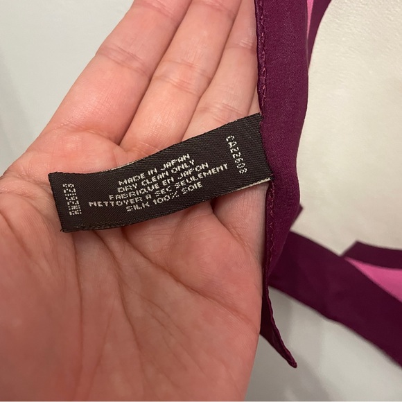 Coach Signature Silk Scarf Colorful - Picture 7 of 7